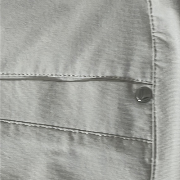 LOLE Beige Pants size 8 with wicking, natural antibacterial &  UPF 50 - Picture 2 of 13